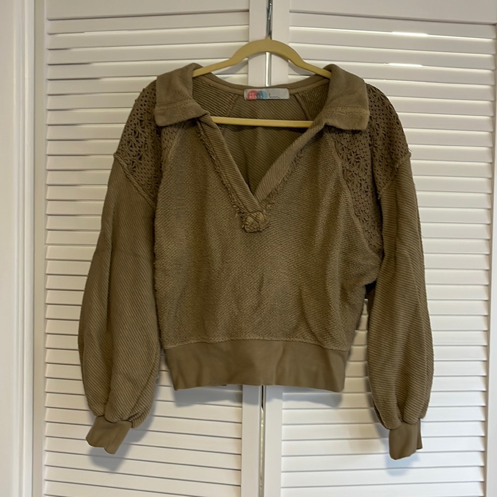 Free people sweatshirt